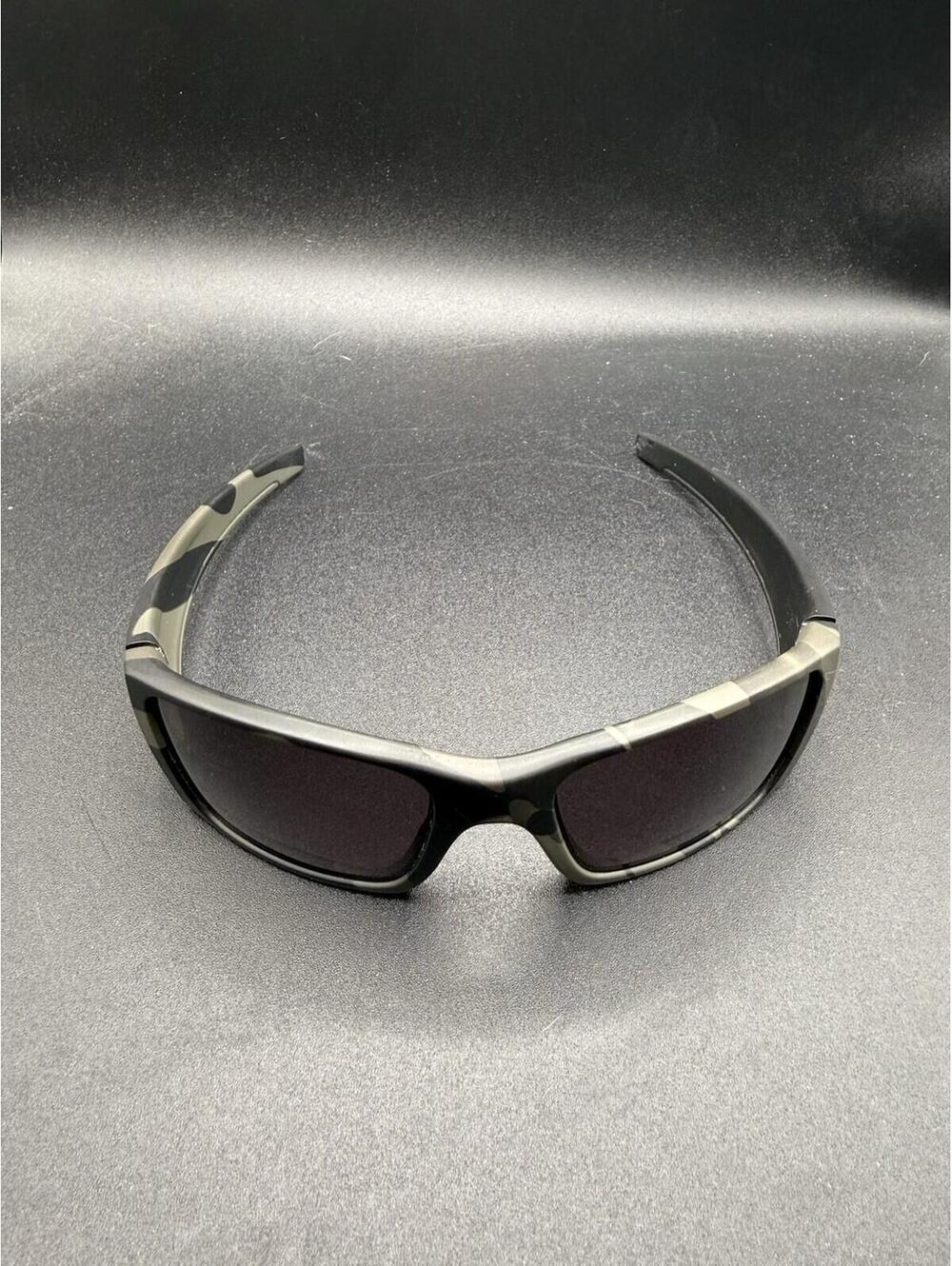 Oakley Fuel Cell Multicam/Warm Grey Lenses